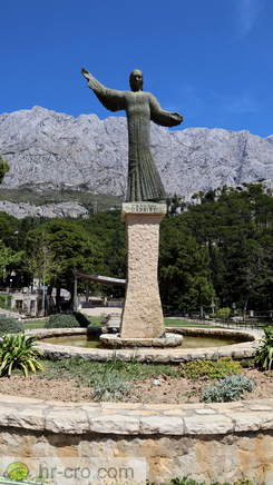 Vepric - Statue of archangel Gabriel