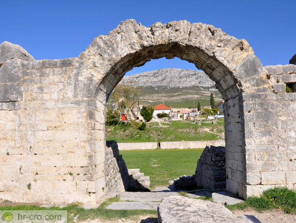 Amfiteater <br> Krščanski oratorij