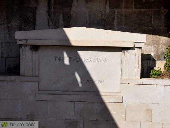 Spominska plošča - Društvo Marjan (1903-1963)