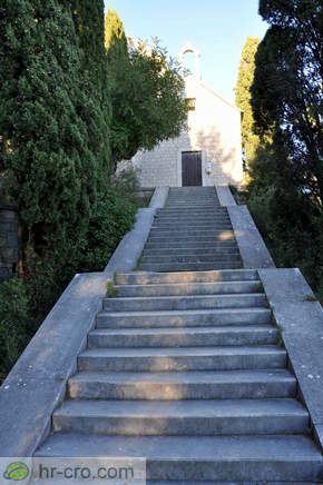 Waldpark Marjan - Unserer Lieben Frau von Bethlehem Kirche