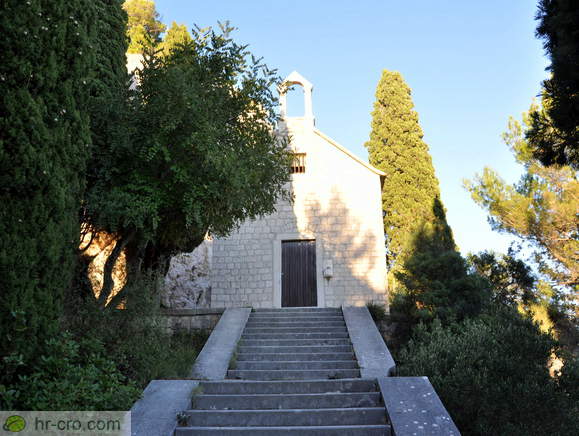 Waldpark Marjan - Unserer Lieben Frau von Bethlehem Kirche