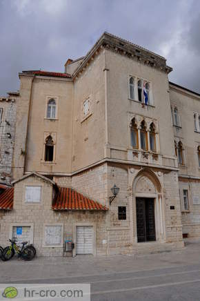 Sodišče Trogir - Obala bana Berislavića 1