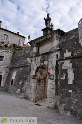 Severna mestna vrata