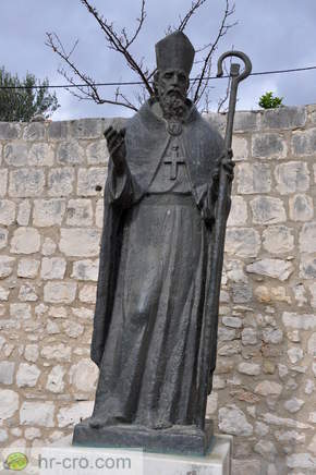 Trogir - Statue von Blazeni Augustin Kazotic