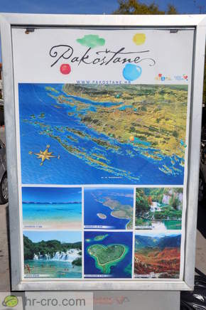 Pakostane with neighbourhood - Map