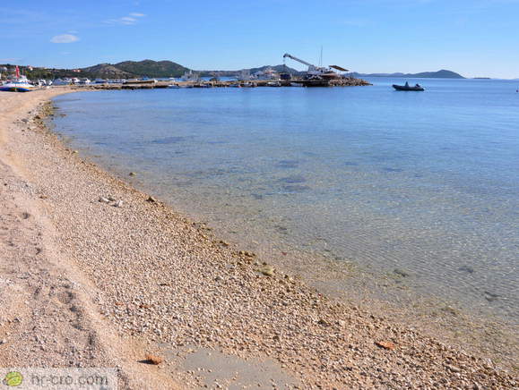 Punta Beach beside marina in Pakostane