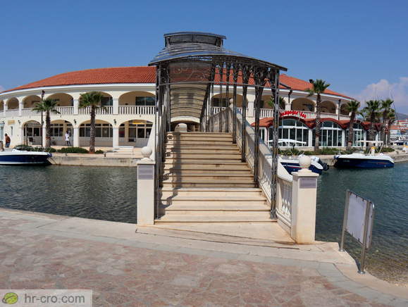 Path over the bridge