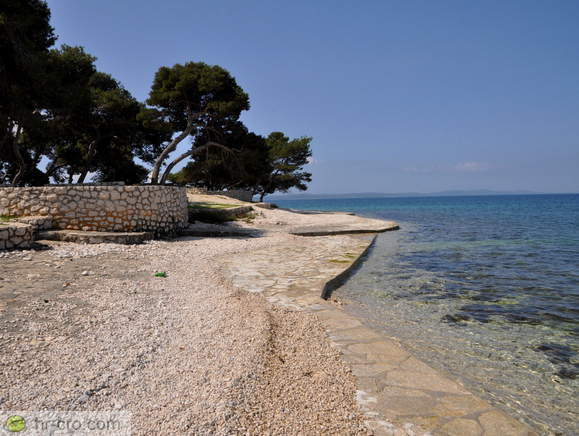 Beach on the south side of the bay