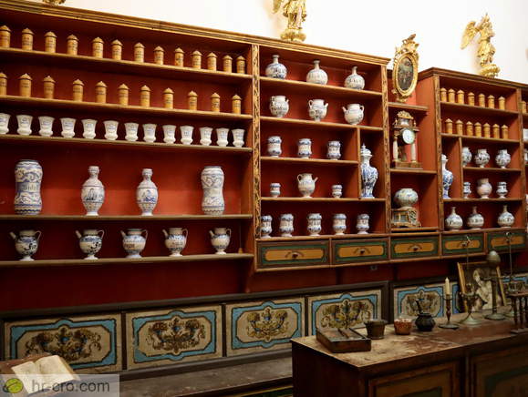 Frančiškanski samostan <br> Stara lekarna