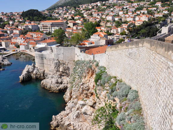 Pogled proti Hotelu Hilton Imperial