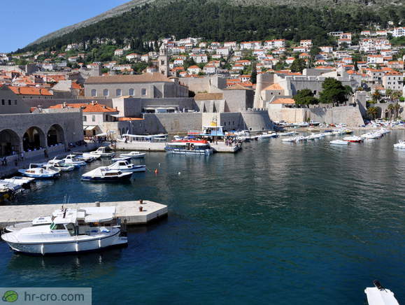 Mestno pristanišče