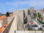 Dubrovniško mestno obzidje - Parkirišče na severni strani Dubrovniškega mestnega obzidja 