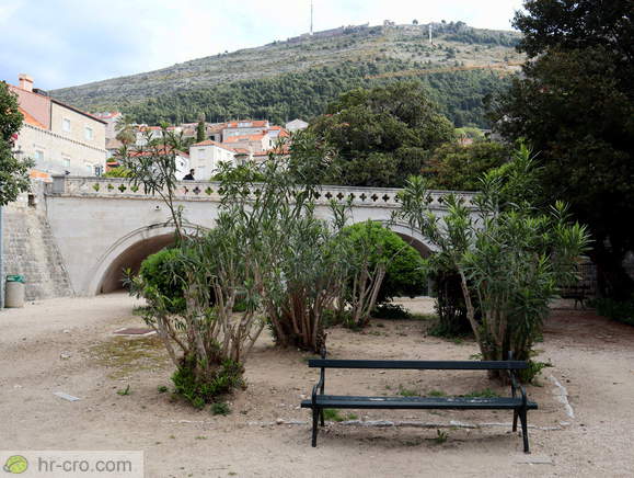 Park Pile and stone bridge at the City gate Pile