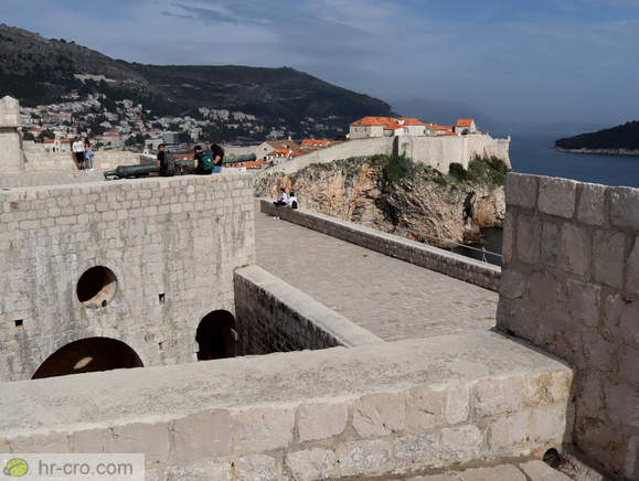 2nd level with a view of the Walls of Dubrovnik