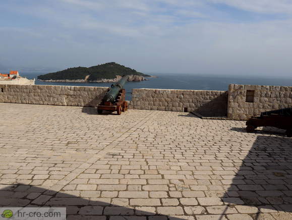 Cannon to the Lokrum