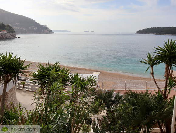Morning view of the Banje Beach