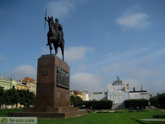 Zagreb - King Tomislav statue