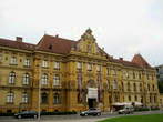 Zagreb - Museum für Kunst und Handwerk - 