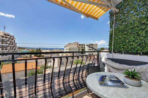 2 Bedroom Apartment 'Marley' 2 Bedroom Apartment 'Marley'