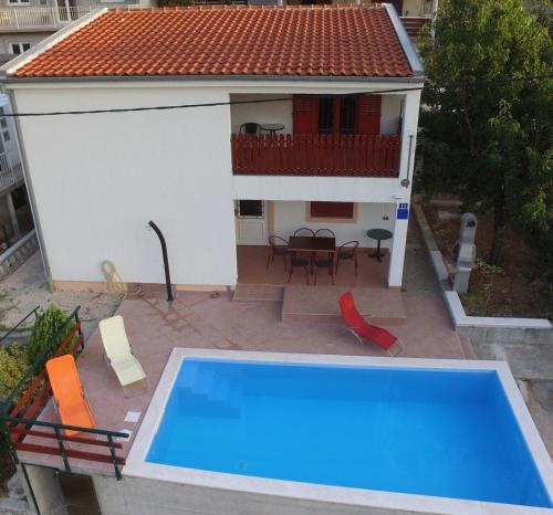Seaside family friendly house with a swimming pool Krusevo, Novigrad - 21963 Seaside family friendly house with a swimming pool Krusevo, Novigrad - 21963