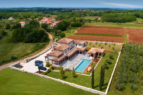 Tuscan Mansion - Villa Don Giordano Excelsior Tuscan Mansion - Villa Don Giordano Excelsior