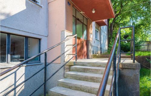 Amazing Apartment In Pula With Wifi