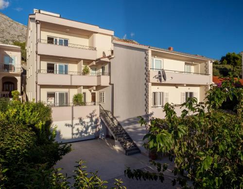 Apartments Irena Apartments Irena