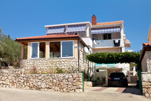 Apartments with a parking space Novalja, Pag - 4097 Apartments with a parking space Novalja, Pag - 4097
