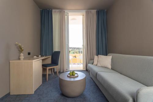 Family Hotel Adria - All inclusive