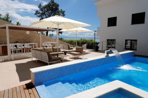 MODENA MARIS-heated pool-grill-relax-jacuzzi apartments MODENA MARIS-heated pool-grill-relax-jacuzzi apartments
