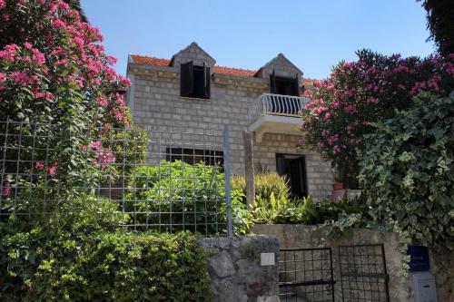 Seaside holiday house Cavtat, Dubrovnik - 9113 Seaside holiday house Cavtat, Dubrovnik - 9113