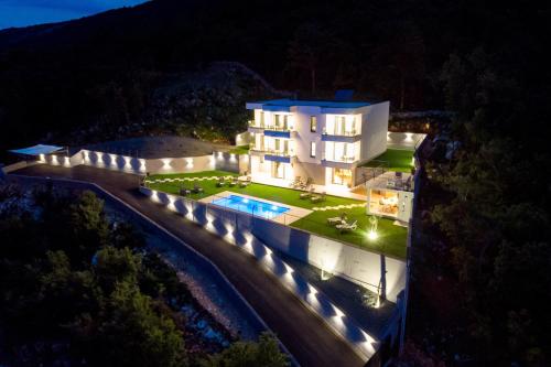 Villa Lavinia Villa Lavinia