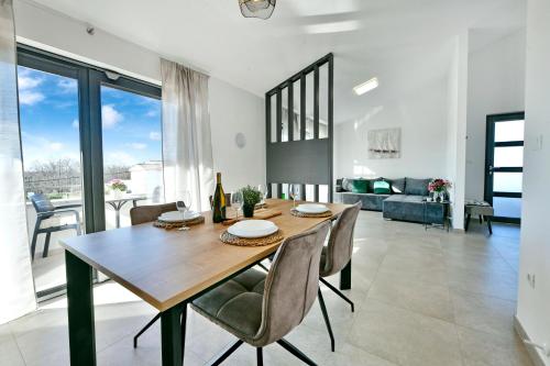 R2 Apartment by Residence Rudan R2 Apartment by Residence Rudan