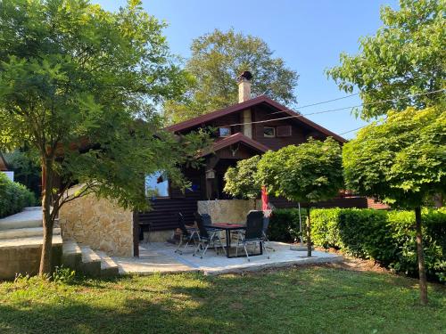 4TREES Holiday House