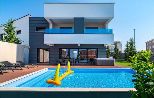 Stunning Home In Novalja