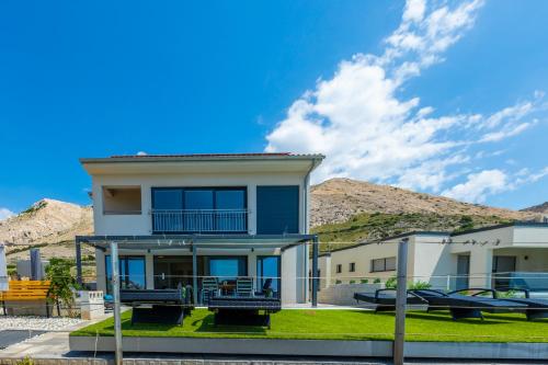 Ferienwohnung mit beheiztem Pool in Villa Gracia