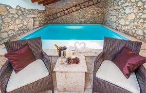 Stunning Home In Moscenicka Draga