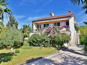 Holiday Home Jelka by Interhome