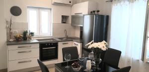 Apartments Karlo