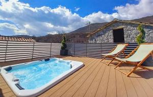 2 Bedroom Nice Home In Veprinac