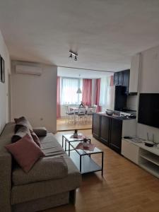 Angela Apartment