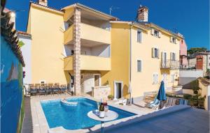 Lovely Home In Vodnjan With House Sea View