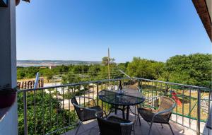 3 Bedroom Gorgeous Apartment In Seline