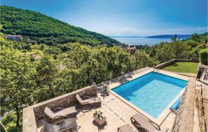 Stunning Apartment In Moscenicka Draga With Wifi