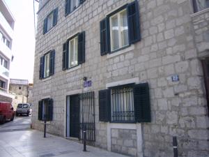 Anthea Rooms