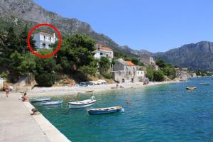Apartments by the sea Brist, Makarska - 505