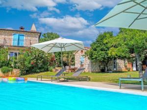 Holiday Home Hibiskus by Interhome