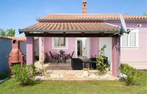 Stunning Home In Fazana With Kitchen 