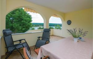 2 Bedroom Beautiful Home In Krusevo