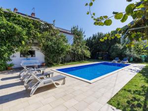 Holiday Home Villa Toni by Interhome
